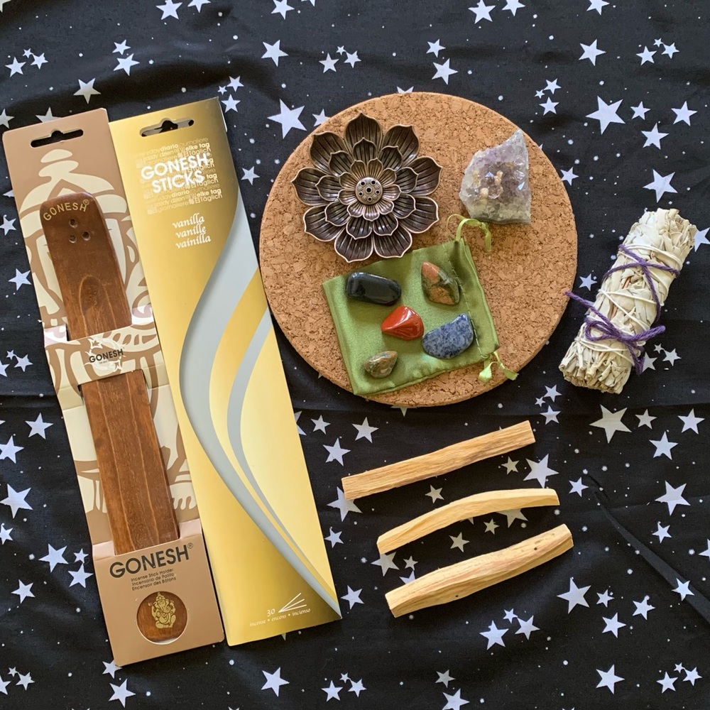 Palo Santo, Sage, Crystals & Incense Bundle 👽🌌📿